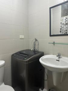 Bright & Cozy 1 BR in Jazz Residences Tower B