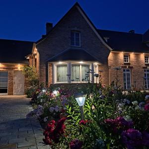 B&B / Chambres d'hotes LA CHARMERAIE : photos des chambres