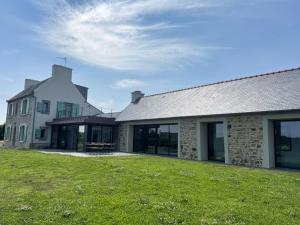 Maisons de vacances Villa Les Embruns sea view Beg Ar Fry 10 people : photos des chambres