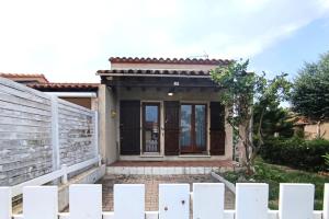 Maisons de vacances House 2 bedrooms with garden near beach : photos des chambres