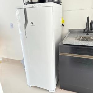 47NV Studio Liberdade SP 300 mts Metro Japão, acomoda até 03 pessoas