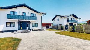 D&M Family Residence Bran 1