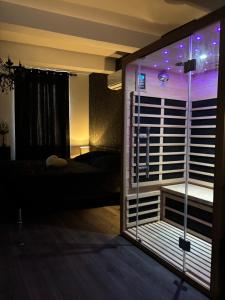 Love Room Linstanté - Suite "Lélégante"