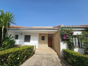 Casa del Lago la Encantada 10 huéspedes con piscina comunitaria Las Jaras