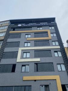 North Pearl Arsin Suit