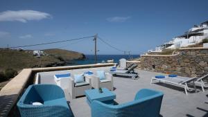 Ultramare Mykonos Beachfront House with 2 Outdoor Tubs