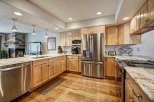 River Park Townhome 55B by Ski Country Resorts