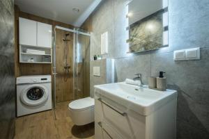 WiguryTower Garden 210