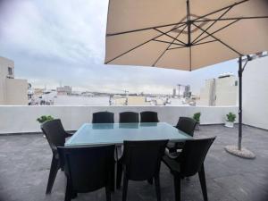 Seaside spacious penthouse with amazing views