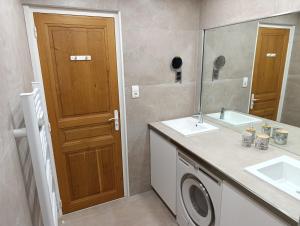 Villas Villa Les Deux Soeurs Bord de mer et Jacuzzi : photos des chambres