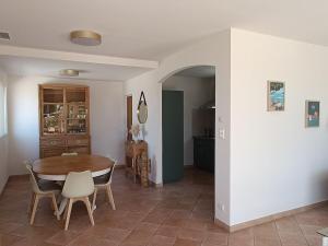Villas Villa Les Deux Soeurs Bord de mer et Jacuzzi : photos des chambres