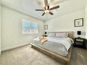 Townhome in Glendale UT near Zion with hot tub