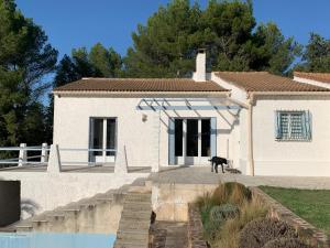 Maisons d'hotes Villa sur les hauteurs de Saint Genies de Comolas 30150 : photos des chambres