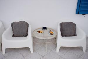 Arourahomes Spetses Town Suites