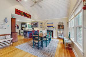 Happy Thoughts Cottage