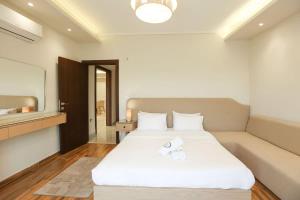 Luxury 2 Bedroom Residence by Beit Hady