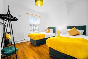 3 Bed House With Free Street Parking