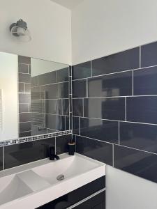 Maisons de vacances Maison familiale avec piscine : photos des chambres