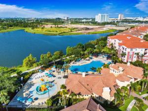 Vista Cay at Epic Universe - Luxury Lakeview 4 bedroom condo