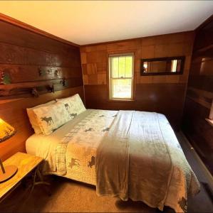 Quaint Cottage on the Sandy Shores of Lake Michigan