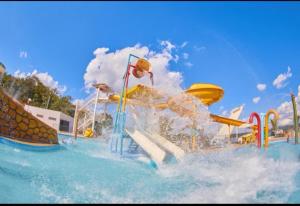 Apartamento Completo no Resort do Lago