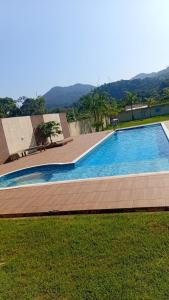 Chácara com Piscina 4 quartos