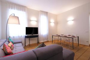Court House Elegant Apartment