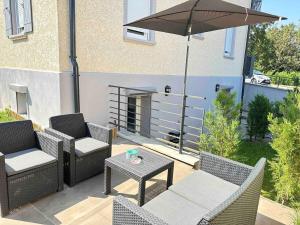 Appartements Charment 2 Pieces tout equipe Proche Centre Ville : photos des chambres