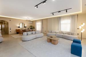 Elegant 3BR Apt - 3 Ensuites - Pool - By Beithady - BH-26-204
