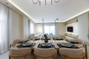 Elegant 3BR Apt - 3 Ensuites - Pool - By Beithady - BH-26-204