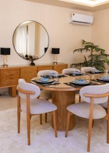 Elegant 3BR Apt - 3 Ensuites - Pool - By Beithady - BH-26-404