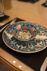 Elegant 3BR Apt - 3 Ensuites - Pool - By Beithady - BH-26-404