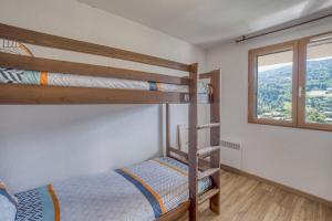 Duplex familial - Piscine intérieure