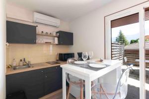 Cabana & Studio Alpin Annecy - Terrasse Parking