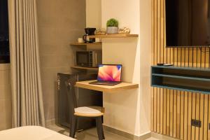 Chic Rosa Negra Aparta-Suite Your Peaceful City Escape