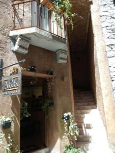 Luxury in Valquirico