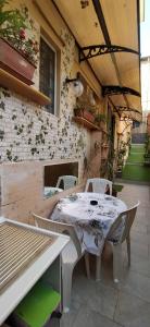 Riberos Home - Center - Quite Zone