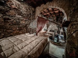 The Historic Oil Mill- Romantic Retreat
