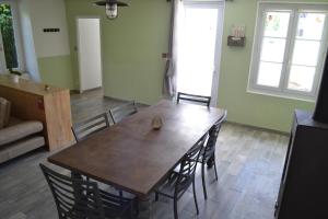 Maisons de vacances Maison 3 chambres , terrasse et garage a 20 min de La Rochelle : photos des chambres