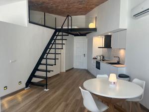 Fantastic apartment overlooking the sea