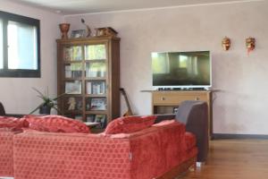 Maisons de vacances Gite ecologique avec vue Foret & Vallee Dordogne ! : photos des chambres