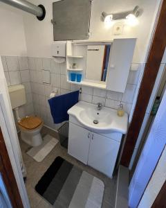 Private Guest House with Wine Cellar