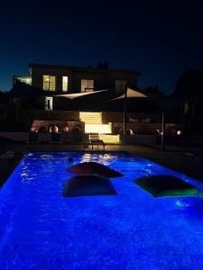 Villas Villa 5 BDs Breathtaking Views Large Pool Jacuzzi : photos des chambres