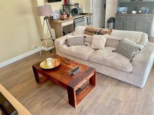 Appartements Rez de jardin dans maison : photos des chambres