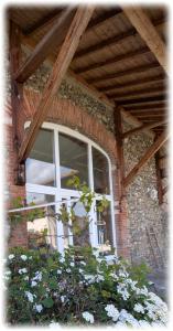 B&B / Chambres d'hotes La Maison d-Arlette - Maison d-Hote et Gite au coeur de l-Isere a 10 mn de Voiron, capitale de la Chartreuse, et du Lac de Paladru : photos des chambres