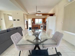 Sunset Pearl Holiday Villa