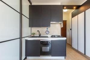 Fronte Mare - Box Auto - Elvissa View