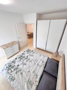 Urban Escape by Adriatic Living