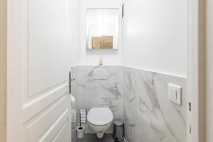 Appartements Spacious Montmartre Apartment - Sacre-Coeur View & Balcony : photos des chambres