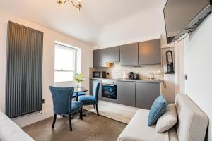 Superb Marina Studio